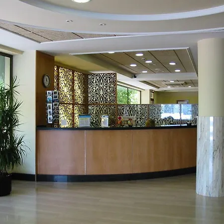 Astoria Park Ξενοδοχείο