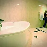 Hotel Astoria Park 4*