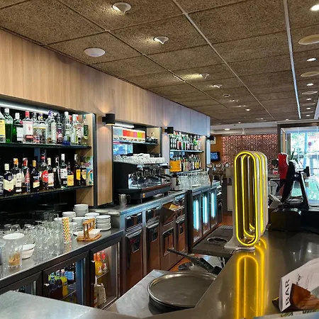 호텔 Astoria Park 4*