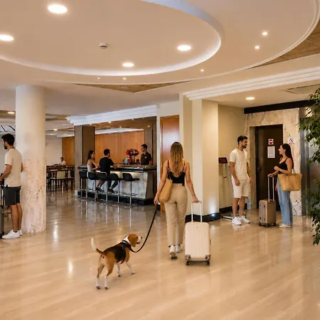 فندق Astoria Park 4*