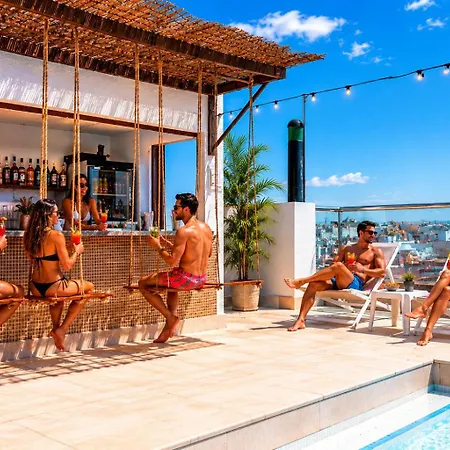 Astoria Park Hotel 4*