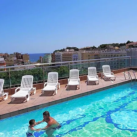Astoria Park Hotell 4*