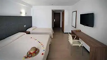 Astoria Park 4* يوريت دي مار