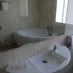 Hotel Astoria Park 4*