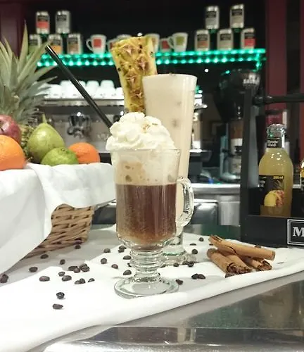 阿斯托利亚公园酒店 滨海略雷特