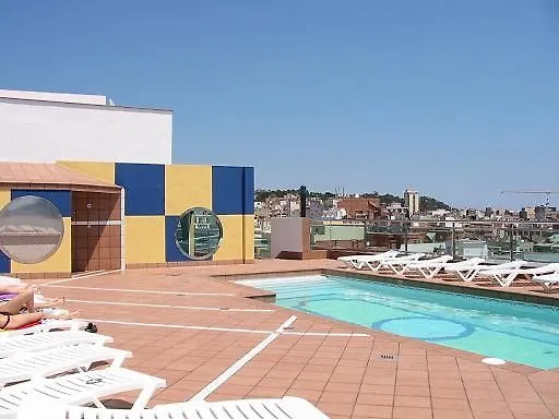 阿斯托利亚公园酒店 4* 滨海略雷特